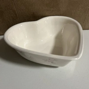 Pfaltzgraff Wyndham Heart Shaped Bowl - retired Pinks Blues Green Gray - Picture 1 of 12