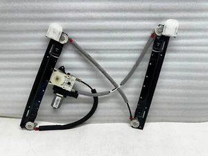 P40989 2010-2019 Jaguar XJ XJL Front Window Regulator with Motor Driver Side OEM - Bild 1 von 9