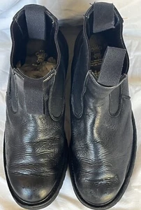 Tricker’s “Paula” Pull-on Lug Vibram Sole Short Chelsea Boots, 8 W Black - Picture 1 of 11