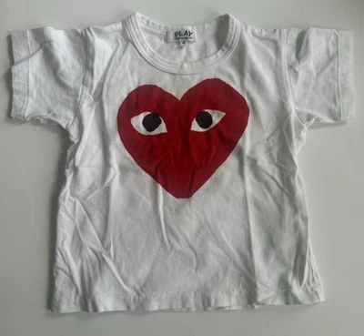Camiseta Comme des Garçons PLAY Unisex Niños Rojo Corazón Logo Algodón Foto 1 de 4