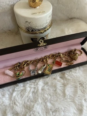 Authentic Vintage Juicy Couture Gold Charm Bracelet 6 Removable Charms In Box - Image 1 of 4