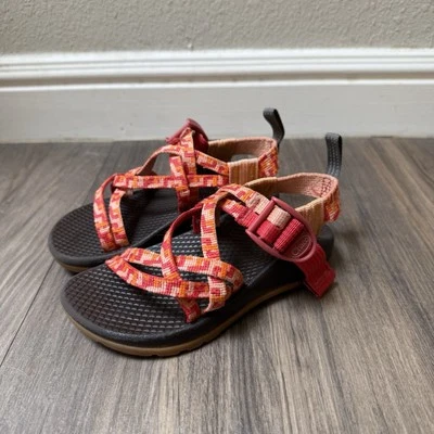 Chaco 凉鞋 Little Kid 尺码 10 ZX1 Helix Peach 绑带 男女皆宜的 二手状况完好 — 第 1/4 张图片