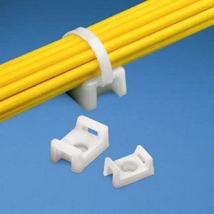 Panduit: TM3A-C, TM3A-M, montaje de corbata de cable blanco (100ea/bolsa) - Imagen 1 de 1