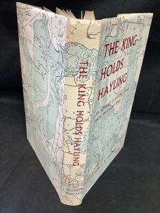 * Very Good 1st Edition 1961 The King Holds Hayling By Thomas HB - Picture 1 of 13