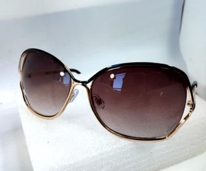 Simply Vera Vera Wang Rose Gold Women Sunglasses Gardient Oversize Cat 63-13-139 - Picture 1 of 7
