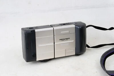 TESTED Legendary Nikon Coolpix 900 (E900s) digital camera from 1998 - Image 1 of 4