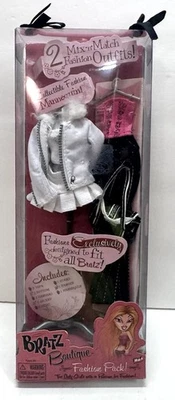 Maniquí de moda coleccionable Bratz Boutique 2005 2 trajes aún sellado de fábrica Foto 1 de 4