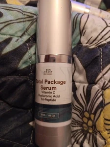 Sun Coast Sciences Total Package Serum Vitamin C Hyaluronic Acid Tri-Peptide New - Picture 1 of 4