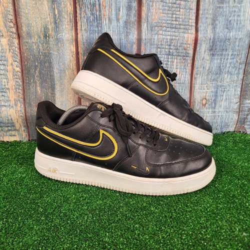 Scarpe da ginnastica Nike Air Force 1 Low '07 LV8 taglia UK 9 nere oro metallizzato scarpe da uomo