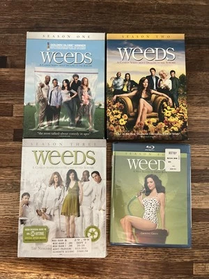 Weeds Complete Series Seasons 1-4 Blu-ray DVD Lot Mary-Louise Parker Showtime - Image 1 of 3