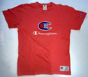 CHAMPION 100 Raised Logo T-Shirt Herren Rot Vintage Grunge Skater Blokecore - Bild 1 von 11