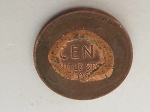 1949  Lincoln Wheat Cent  Improper Alloy Mix US Error Coin  - Picture 1 of 2