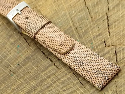 Linda pulseira de relógio vintage NOS não usada marrom Corfam com fivela de tom prata 17,5 mm - Imagem 1 de 4