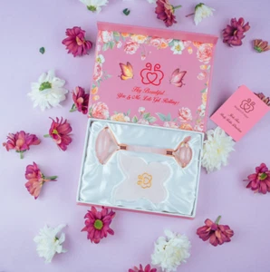PREMIUM Natural Rose Quartz Roller+ RARE Guasha Board Anti Ageing Therapy Set - Picture 1 of 12