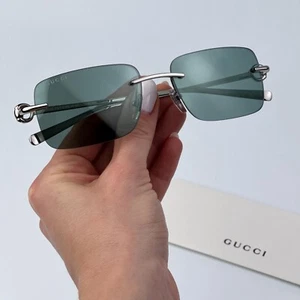Gafas de sol Gucci para mujer plateadas verdes espejo rectangular GG1703S 002 NUEVAS - Imagen 1 de 15