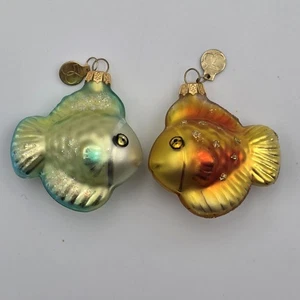 Departamento 56 ~ Par de adornos navideños de vidrio soplado para peces tropicales  - Imagen 1 de 6