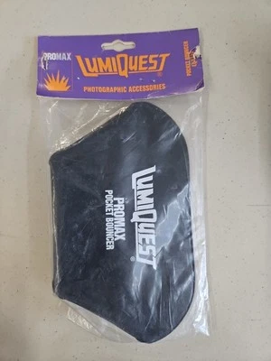 LumiQuest Promax Pocket Bouncer Flash Diffuser LQ-8710 – Softens Harsh Light - Image 1 of 2