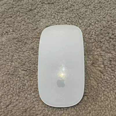 Apple  MacBook Magic Mouse 2 - A1657 - White- Untested-fronts In good Condition - Image 1 of 4