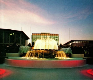 Los Angeles Music Center Gebäude Theater Wasserfontänen CA Vintage Postkarte - Bild 1 von 4