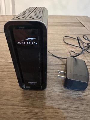 ARRIS SB6183 Surfboard 16x4 DOCSIS 3.0 Cable Modem - Black - Image 1 of 2