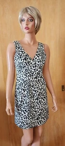 MICHAEL KORS ANIMAL PRINT FITTED DRESS ~ SZ 6 - Picture 1 of 3