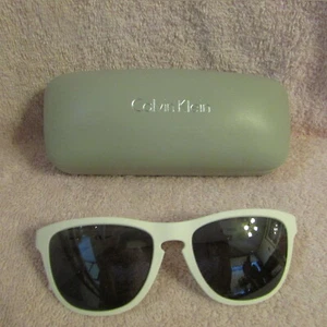 Authentic Calvin Klein Sunglasses CK 31655 White Frame Grey lenses - Picture 1 of 12