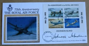 75 Aniversario Royal Air Force 1993 Ascensión FDC FIRMADO WW2 PILOTO JOHNNIE JOHNSON - Imagen 1 de 2