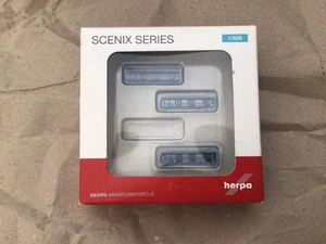 Herpa 1:500 Scenix Amsterdam Bus Set Airport Accessories - Picture 1 of 4