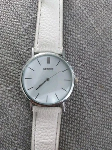 geneve watch NEW BATTERY ADDED! - Picture 1 of 5