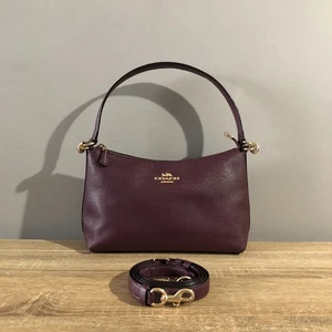Bolso Bandolera Coach Lewis 80058 Cuero Granulado Frambuesa - Imagen 1 de 20