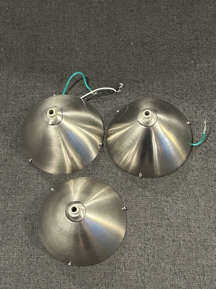 Lote de 3 piezas Tech Lighting FreeJack 4" toldos redondos níquel satinado 700FJ4RFS Foto 1 de 4