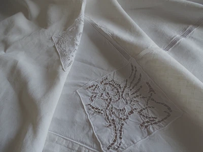 Grande nappe ancienne  lin , broderies Richelieu , ourlet point bourdon 307x 150 - Photo 1/4