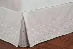 United Irene Embroidered Eyelet 14" Drop Natural Full Bedskirt Bed Skirt NIP - Picture 1 of 11