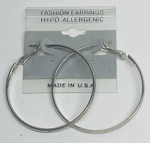 Neu Damen Ohrringe Reifen einzelnes Paar silberfarben Modeschmuck 1,75"" Zoll - Bild 1 von 4