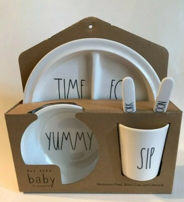 NUEVO ~ RAE DUNN ~ POR MAGENTA ~ JUEGO DE PLATOS DE MELAMINA DE 5 PIEZAS BEBÉ REGALO ~ ¡CON TEXTO!  Foto 1 de 4