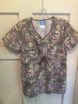 Scrubs Precious Moments Size Small - Image 1 of 4