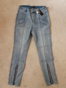 NWT BEBE High Waist Blue Jean Capri Pants w Zipper Detail Sz 29 - Picture 1 of 6