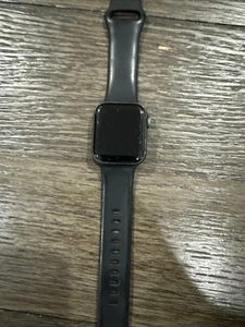 Apple Watch SE 40mm - Picture 1 of 2