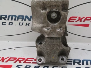 BMW 1 3 SERIES F20 F21 F30 DRIVERS RIGHT ENGINE SUPPORT BRACKET MOUNT 6788607 - Picture 1 of 4