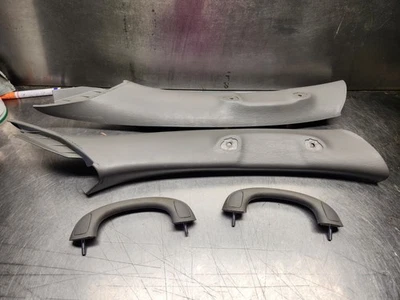 03-08 Toyota 4Runner Parabrisas Delantero Izquierdo y Derecho Un Pilar Panel Gris Par Foto 1 de 4