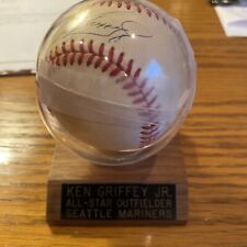 Ken Griffey Jr. Autographed Baseball Certified By The Scoreboard .. Ken Goldin