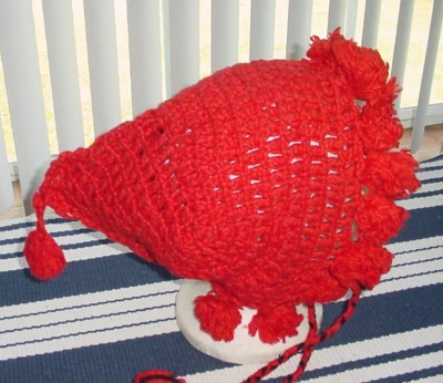 De Colección Rojo Crochet Pom Hecho a Mano Sombrero Gorra Tapete Gorro Inusual Raro TX Estate Foto 1 de 4