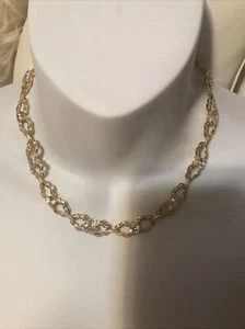 NWT Carolee gold tone crystal frontal necklace reg 150.00 - Picture 1 of 2