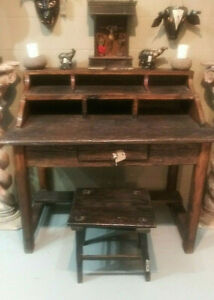 19th century. Hard Wood Antique Desk 45h 50w 29d