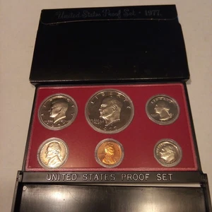 Official issue 1977 US Proof Set San Francisco - Picture 1 of 2