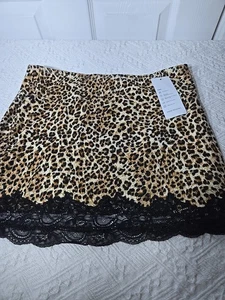 Leopard Print Slip Mini Skirt Size Lg  Lace Trimmed  Stretch - Picture 1 of 7