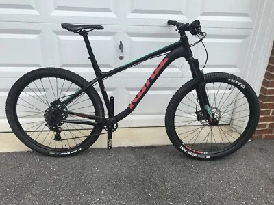 XL Kona Honzo 29" 2019 1x11 Slack Hardtail Foto 1 de 4