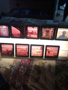 Lotto diapositive a colori 35 mm vintage 2 1/4 x 2 1/4 Europa 1962 costruzioni scenografiche a colori - Foto 1 di 10