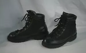 Women's Size 6 'Danner Light' Gore-Tex Waterproof Black Boots 31400X Made in USA - Picture 1 of 24