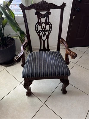 Unidad única de sillón americano antiguo de caoba Foto 1 de 4